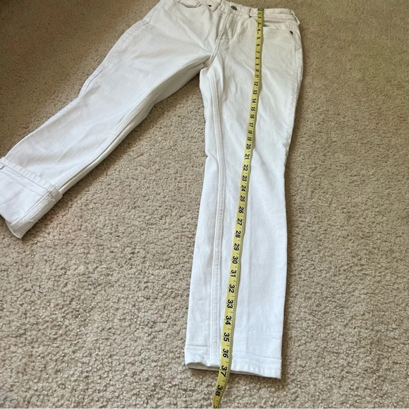 H & M Women’s High-Rise White Cuffed Denim Jeans Pants Size 2 - Picture 10 of 12